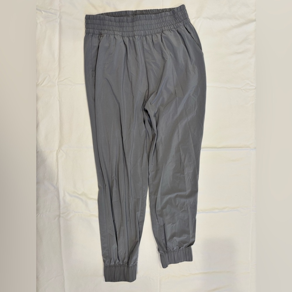 Vuori Villa Gray Jogger Pants women’s large
